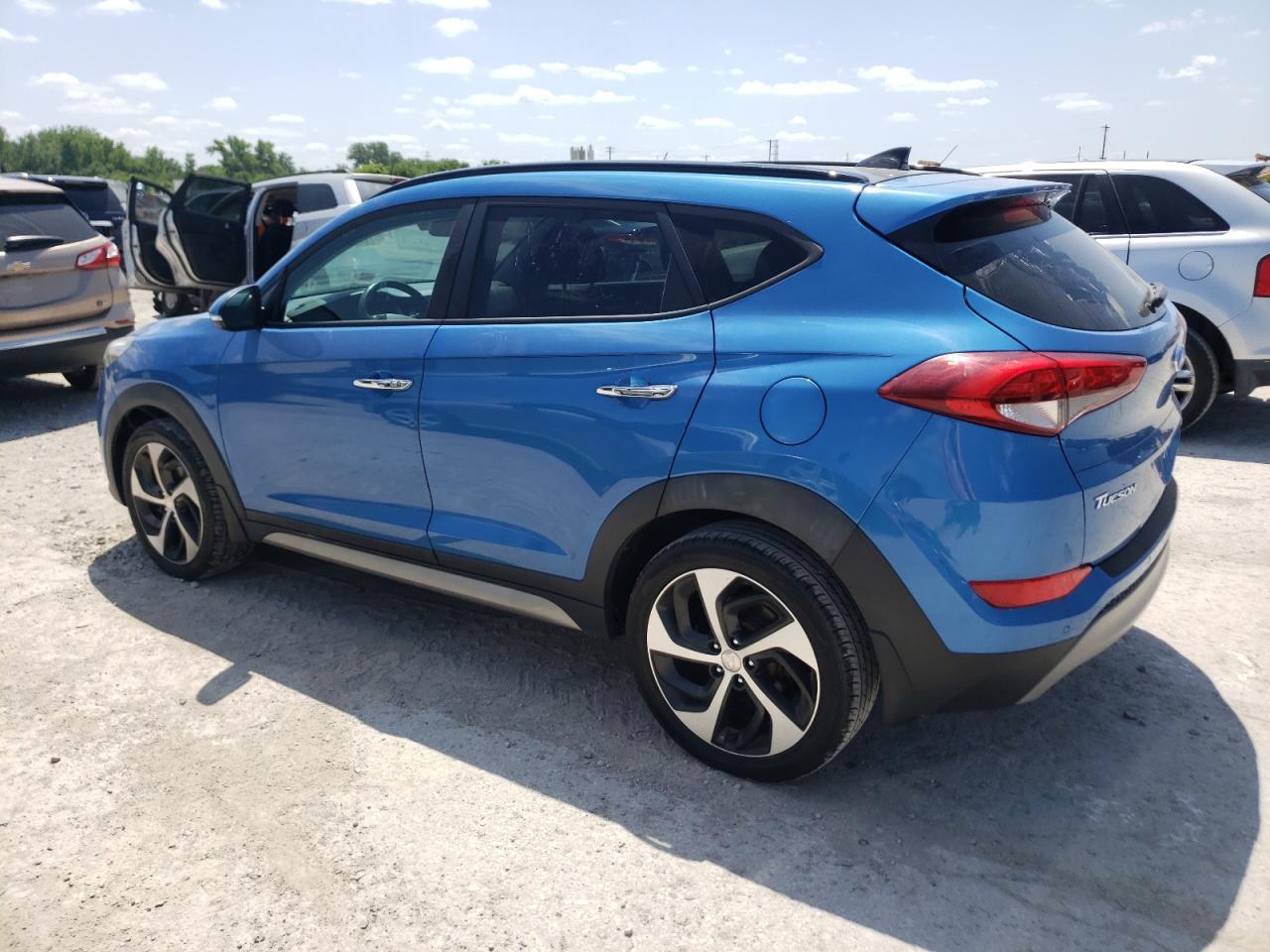 KM8J3CA24HU303845 2017 Hyundai Tucson Limited