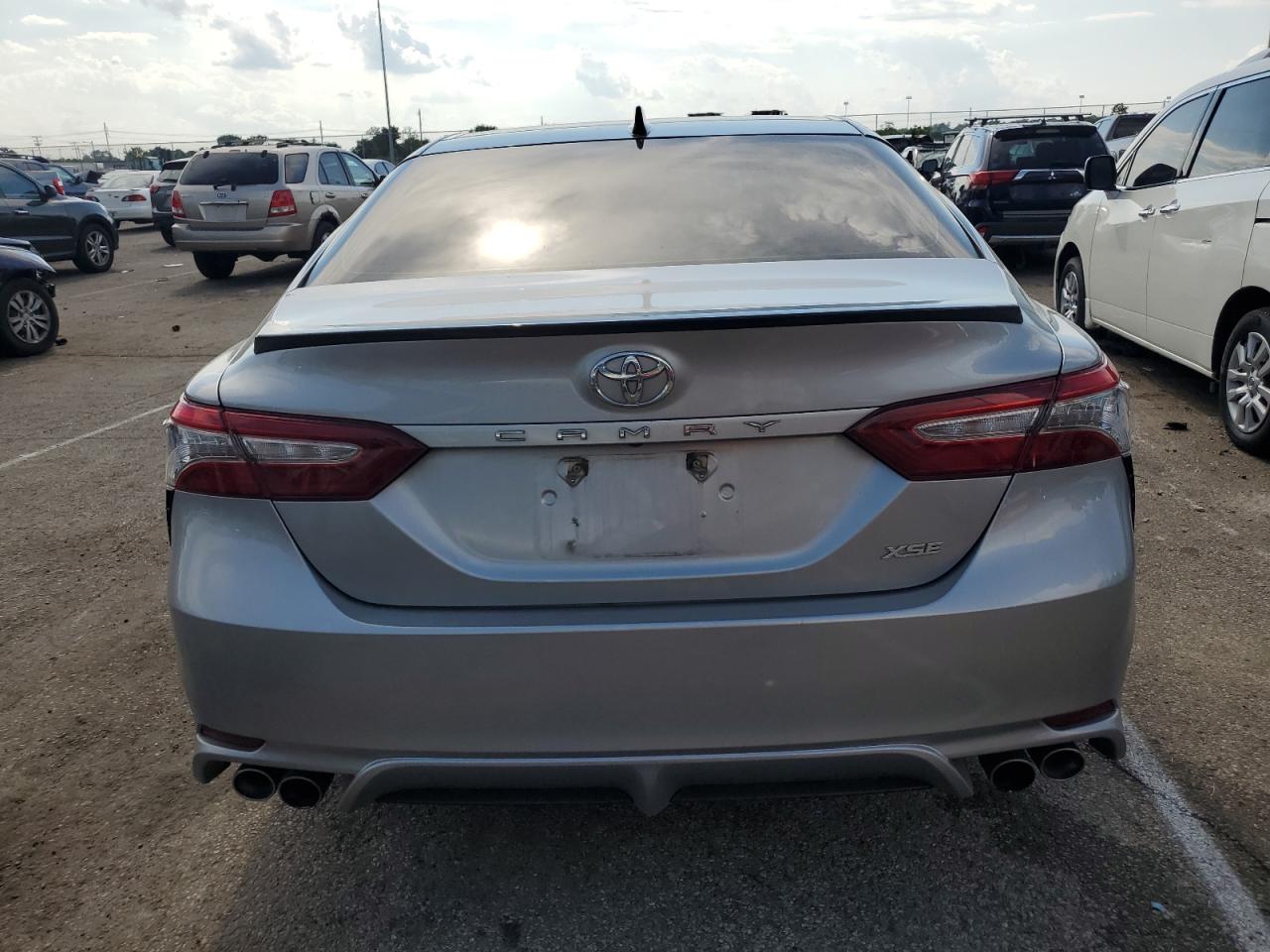 4T1B61HK2KU173979 2019 Toyota Camry Xse