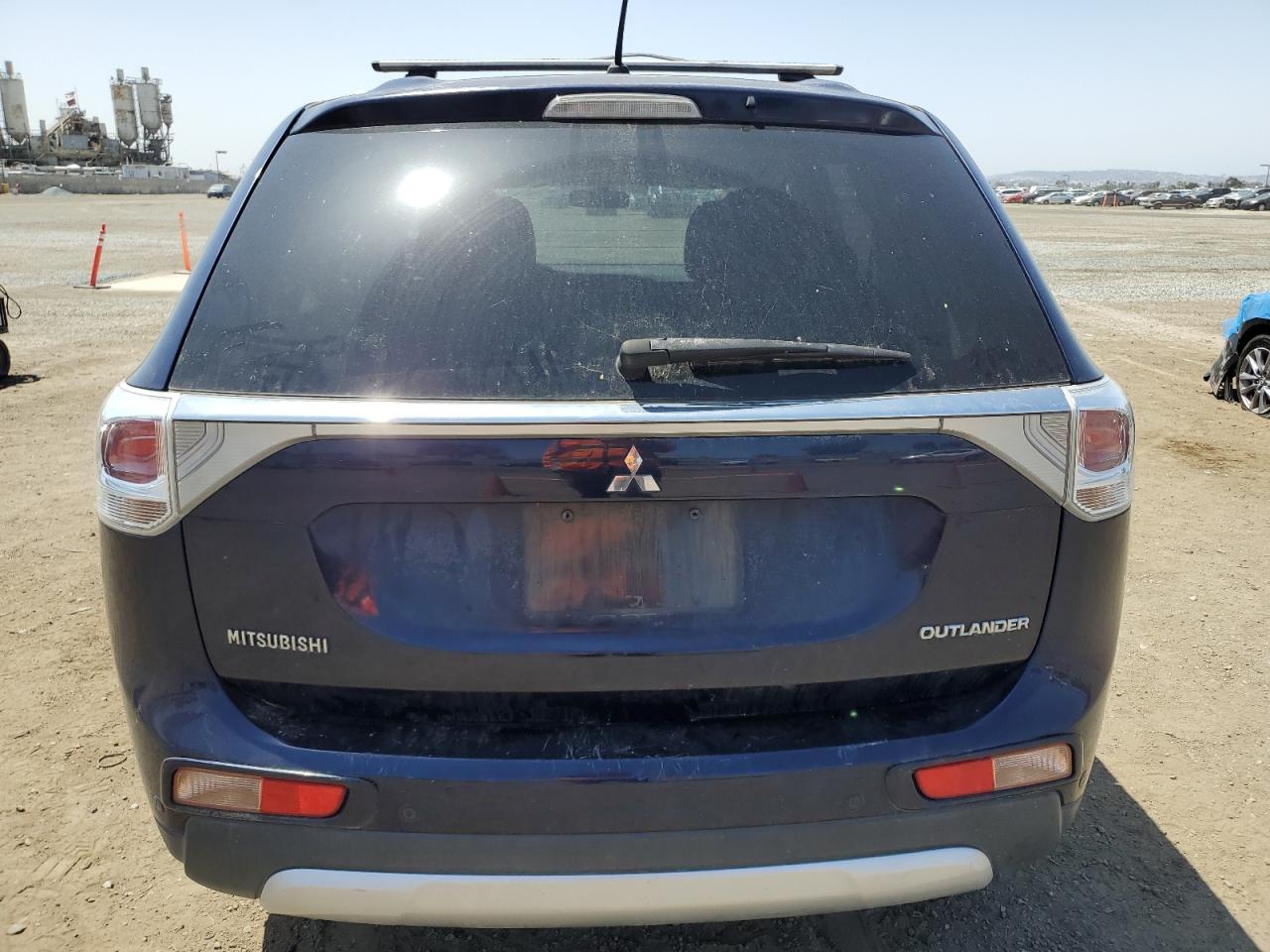 JA4AD2A33FZ006399 2015 Mitsubishi Outlander Es