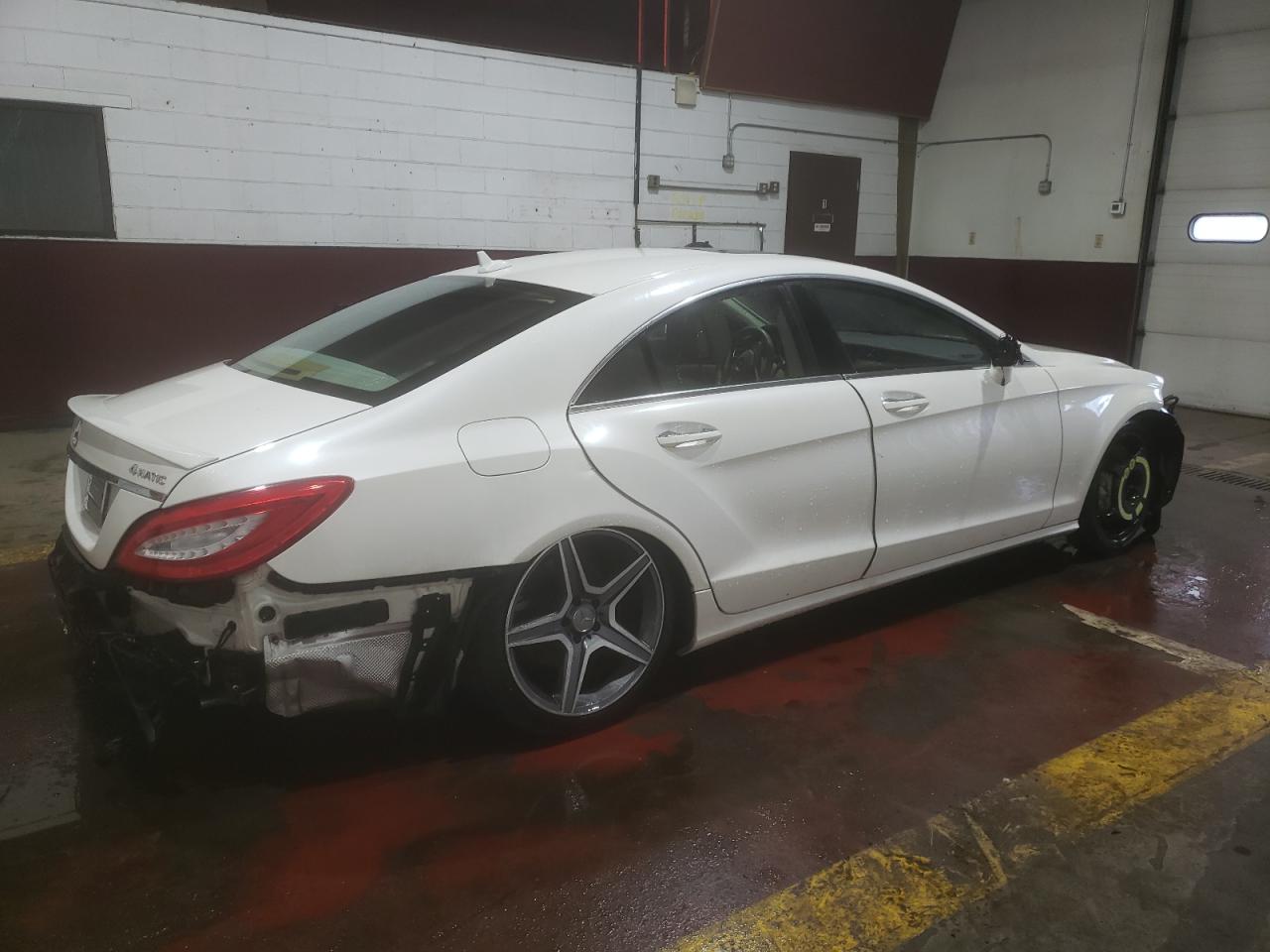 WDDLJ9BB1DA063577 2013 Mercedes-Benz Cls 550 4Matic