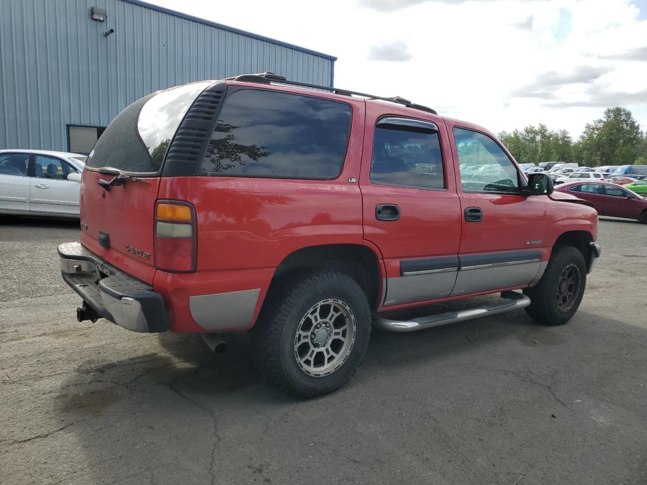 1GNEK13T7YJ176861 2000 Chevrolet Tahoe K1500