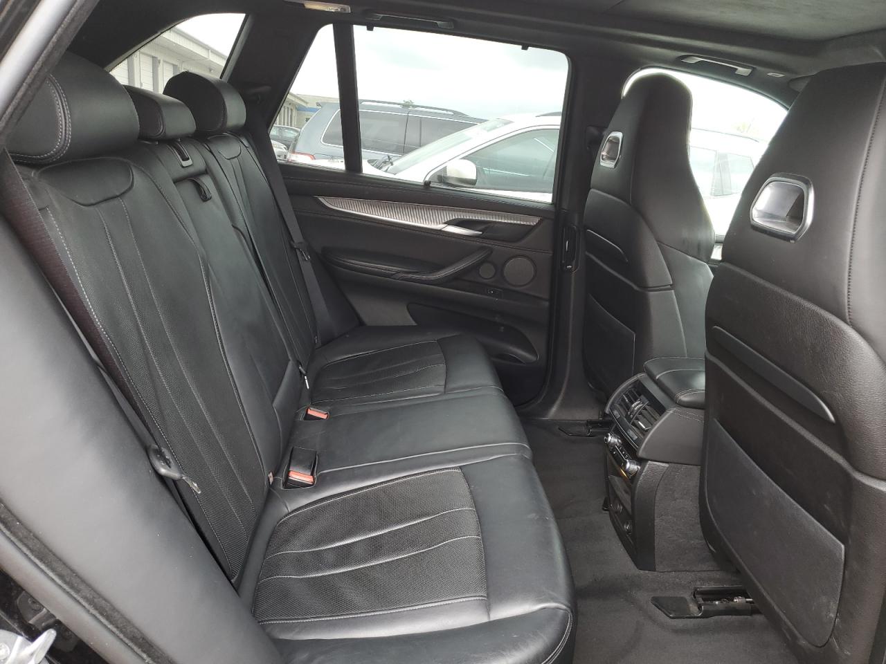 5YMKT6C5XF0C89515 2015 BMW X5 M