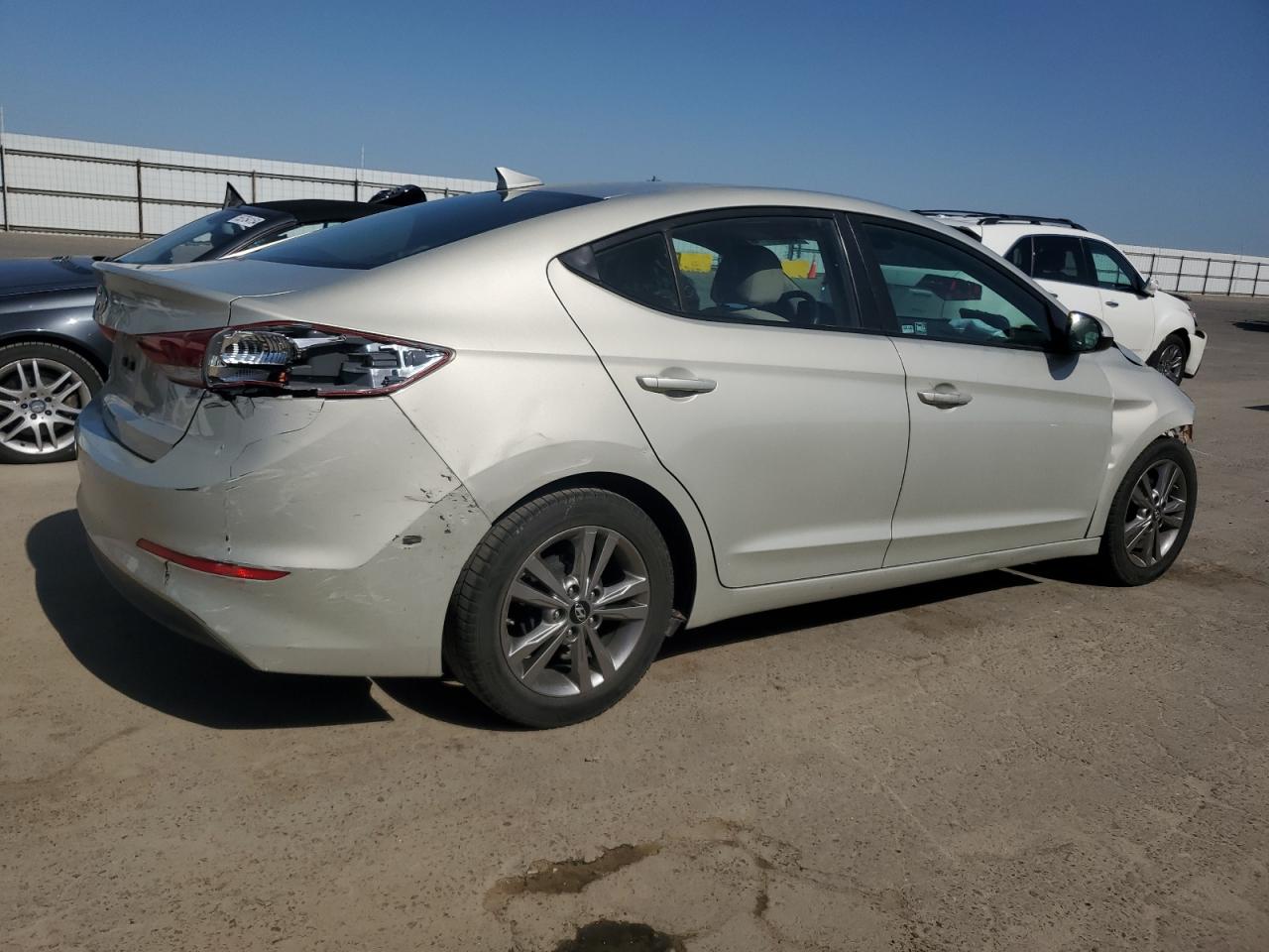 5NPD84LF2HH139238 2017 Hyundai Elantra Se