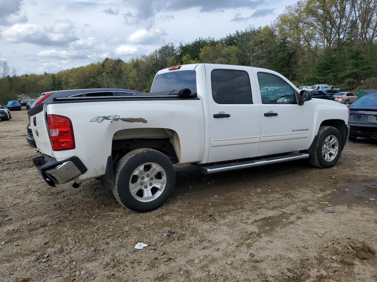 3GCPKSE72DG119292 2013 Chevrolet Silverado K1500 Lt