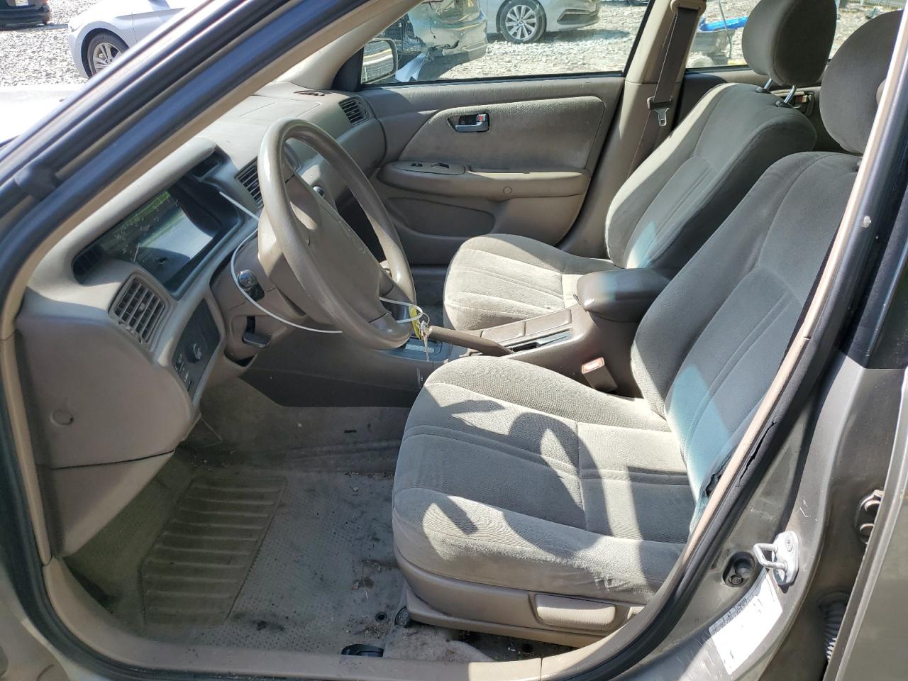 4T1BG22K2YU674360 2000 Toyota Camry Ce
