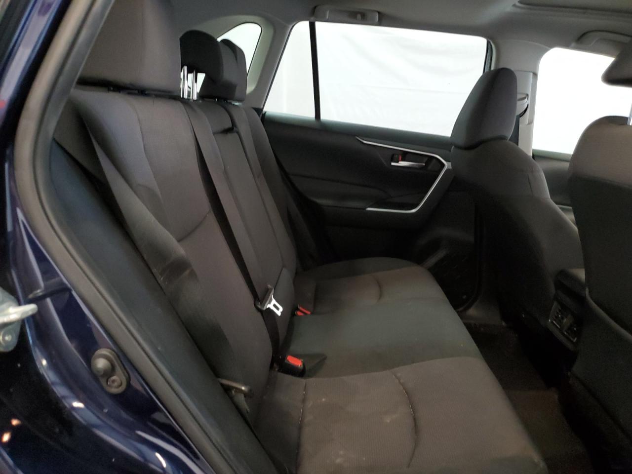 JTMW1RFV9LJ018882 2020 Toyota Rav4 Xle