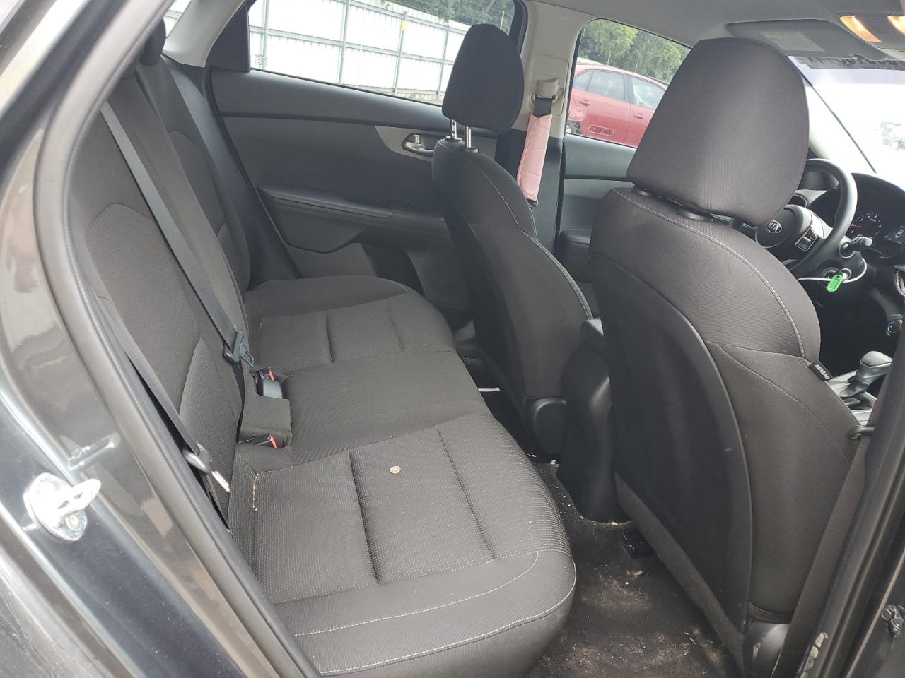 3KPF24AD7ME374163 2021 Kia Forte Fe