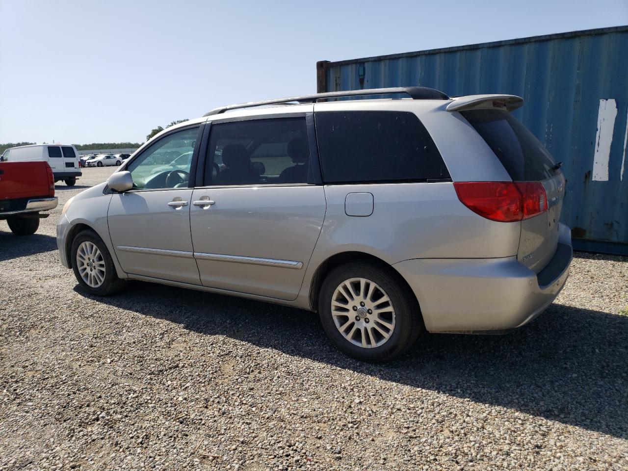 5TDZK22CX8S123348 2008 Toyota Sienna Xle