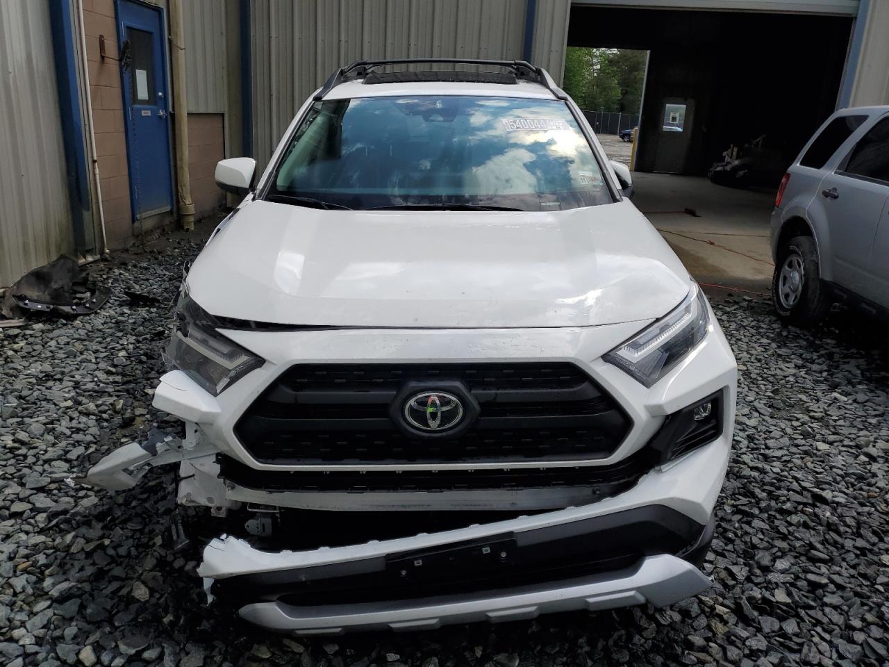 2T3J1RFV4RW409829 2024 Toyota Rav4 Adventure