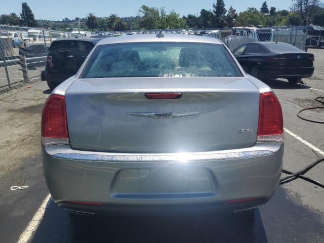 2017 Chrysler 300 Limited VIN: 2C3CCAAG4HH599535 Lot: 54620644