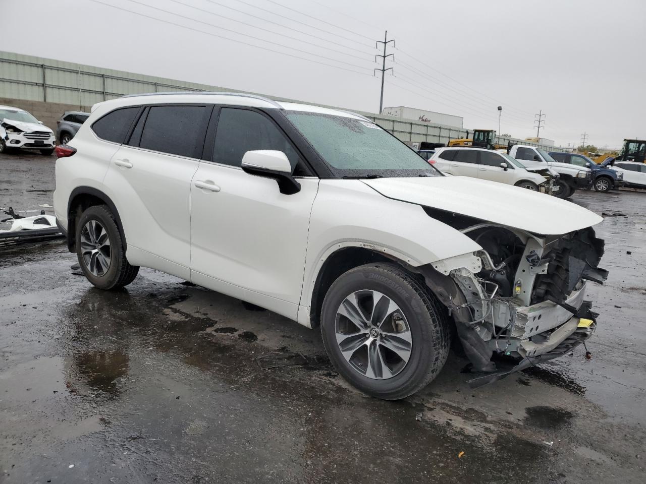 5TDHZRBH8LS501574 2020 Toyota Highlander Xle