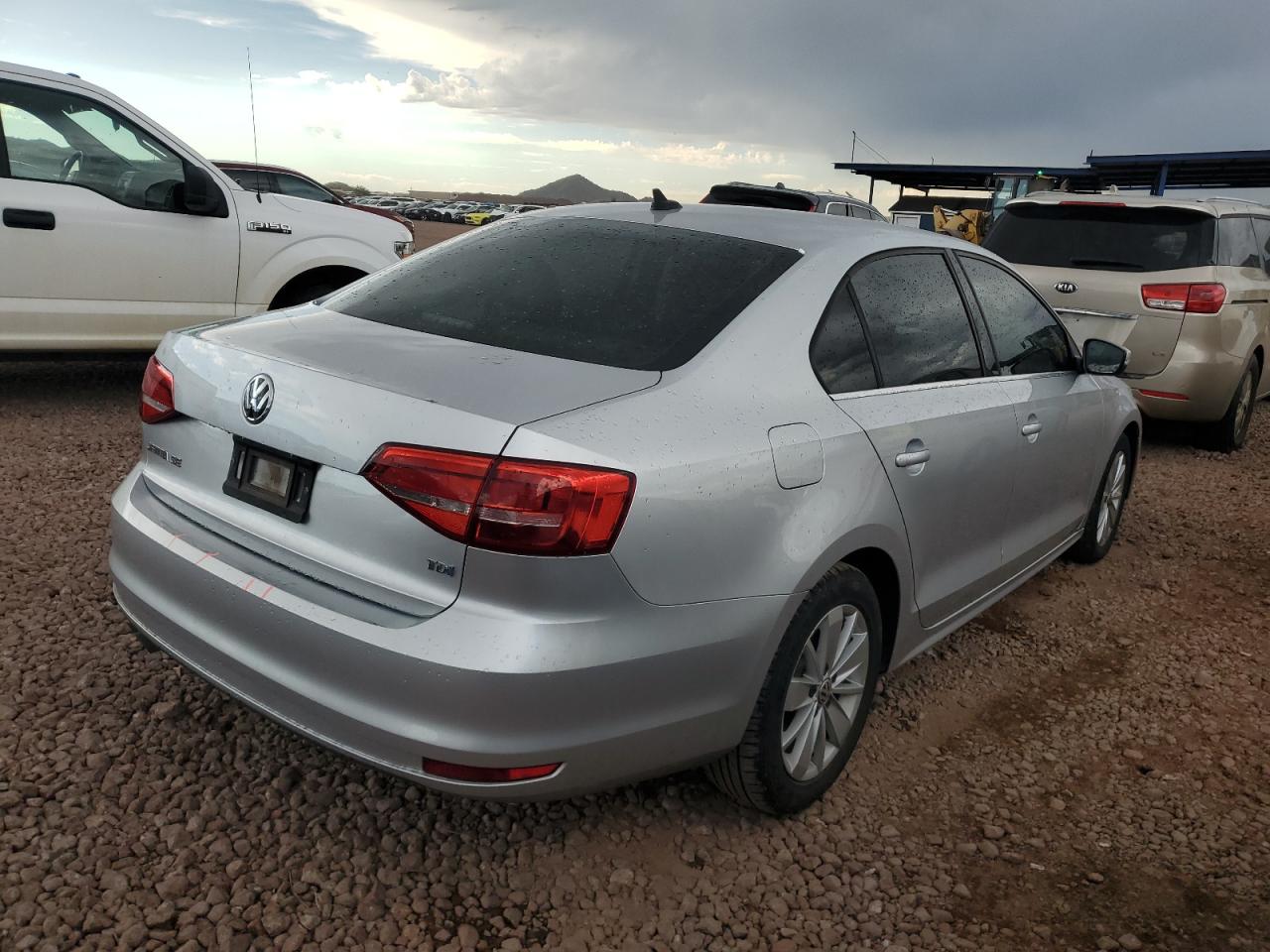 3VWLA7AJ0FM328466 2015 Volkswagen Jetta Tdi