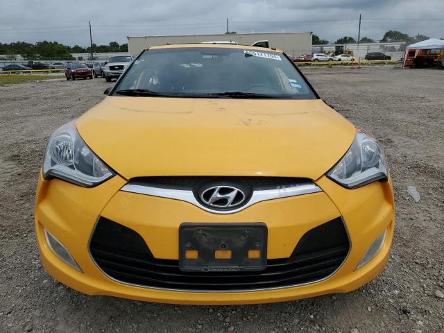 2017 Hyundai Veloster VIN: KMHTC6ADXHU318202 Lot: 55121704