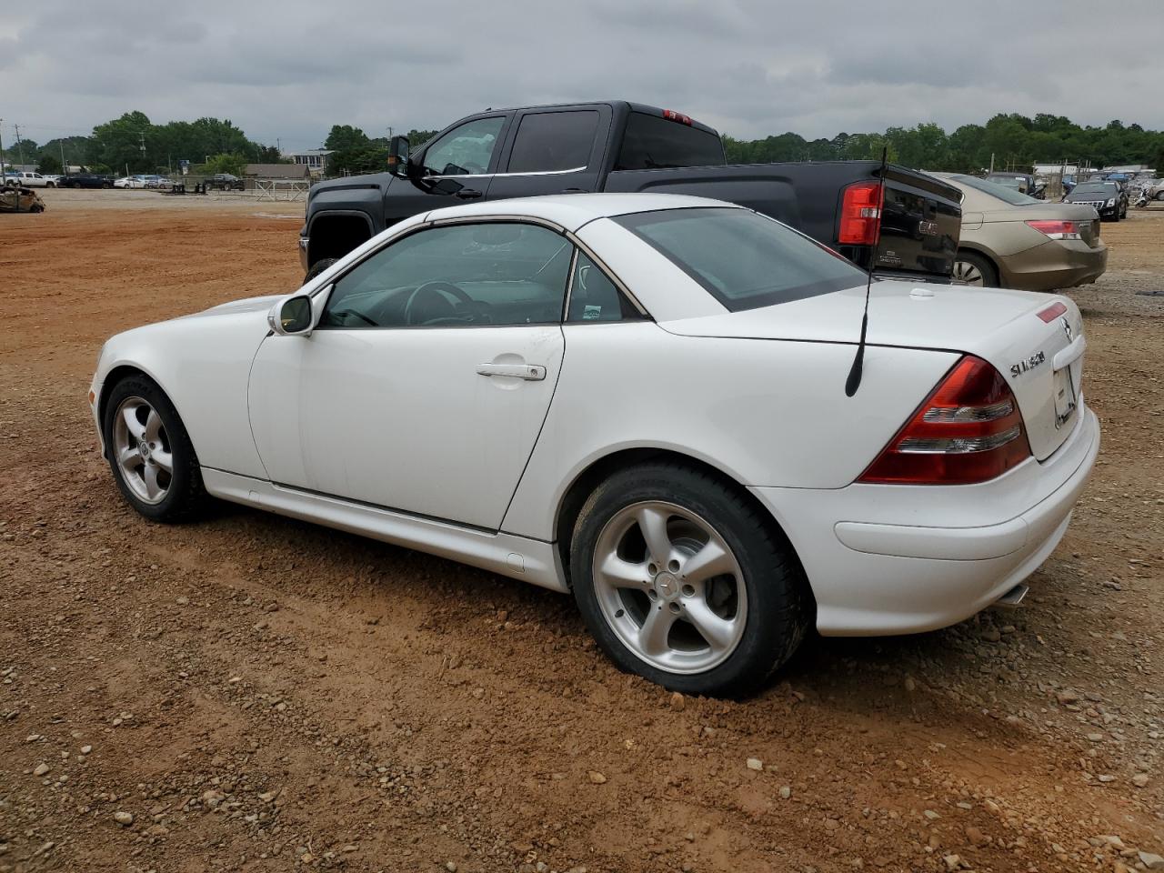 WDBKK65F61F227337 2001 Mercedes-Benz Slk 320