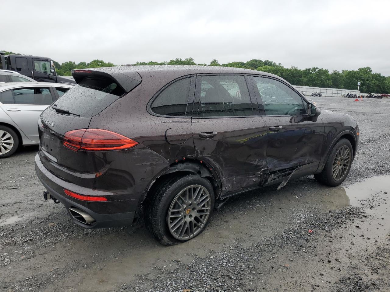 WP1AA2A22JKA07114 2018 Porsche Cayenne