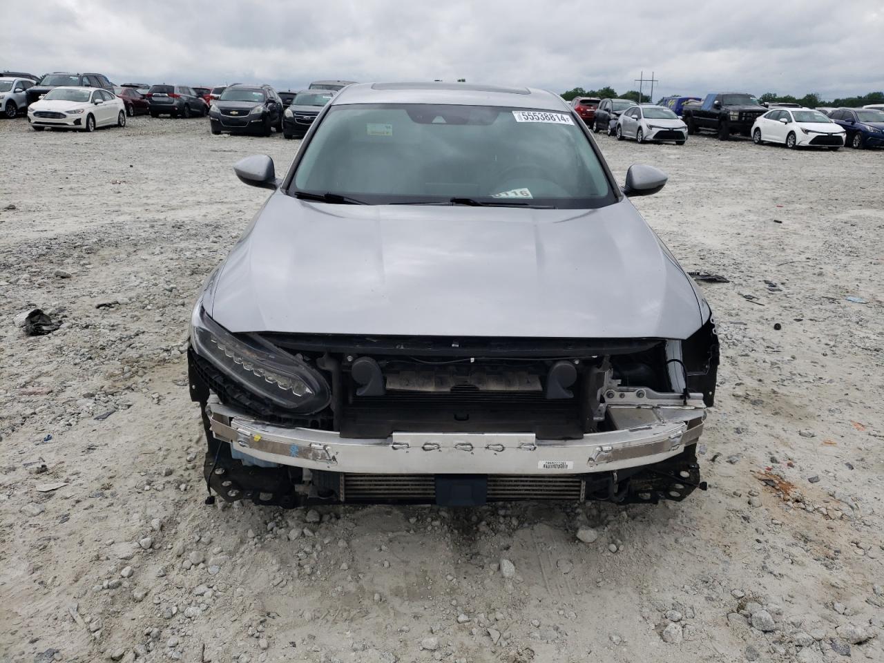 1HGCV2F9XJA046917 2018 Honda Accord Touring