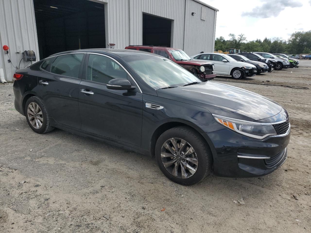 5XXGT4L39HG140884 2017 Kia Optima Lx