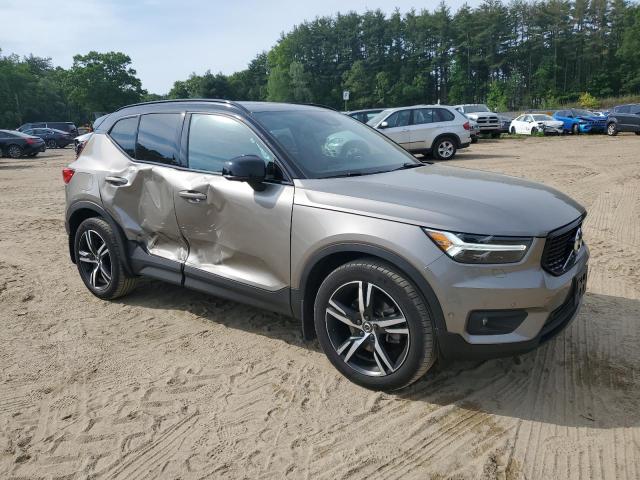 2022 Volvo Xc40 T5 R-Design VIN: YV4162UM0N2669082 Lot: 56111174