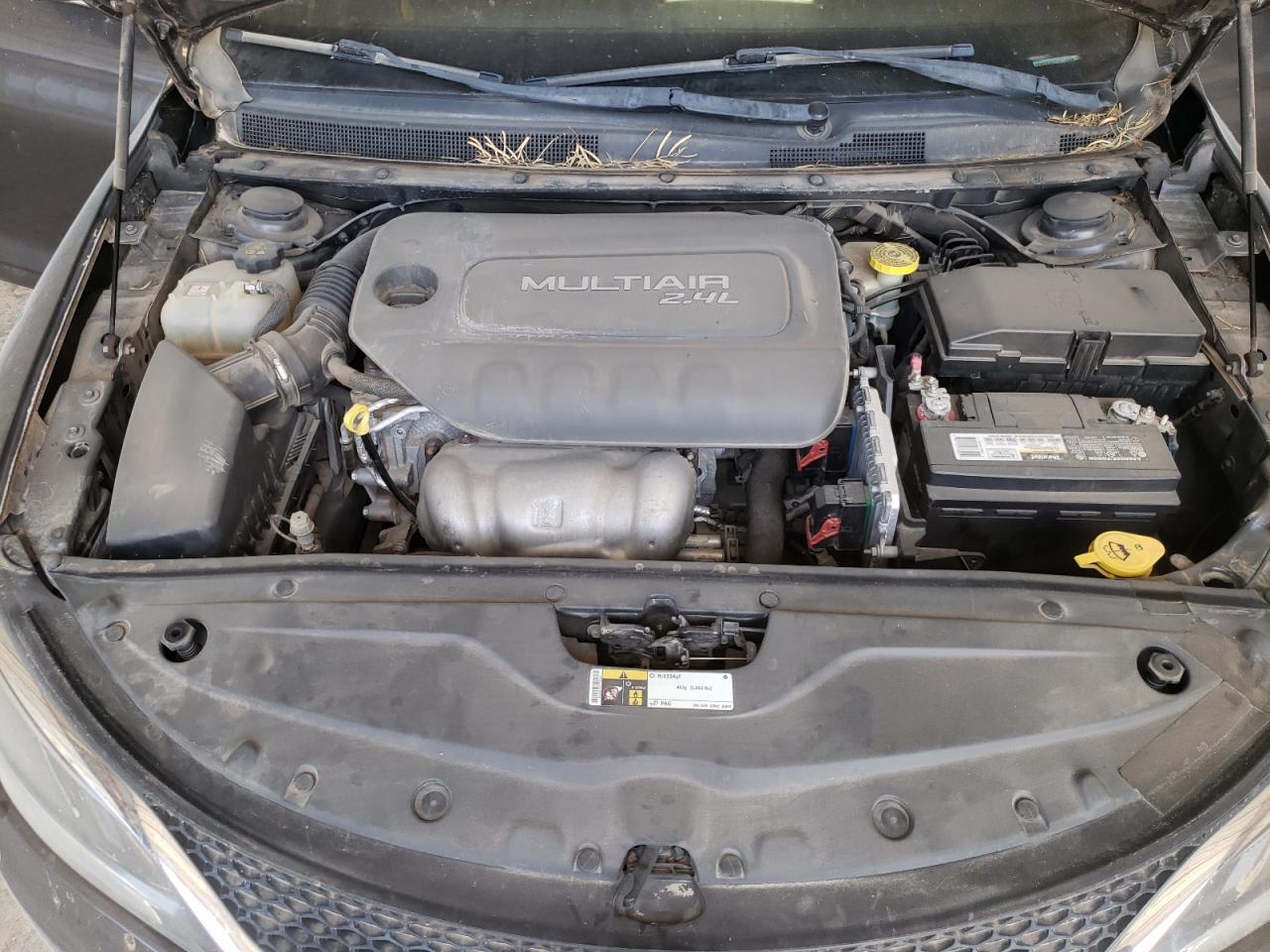 1C3CCCAB2FN711589 2015 Chrysler 200 Limited