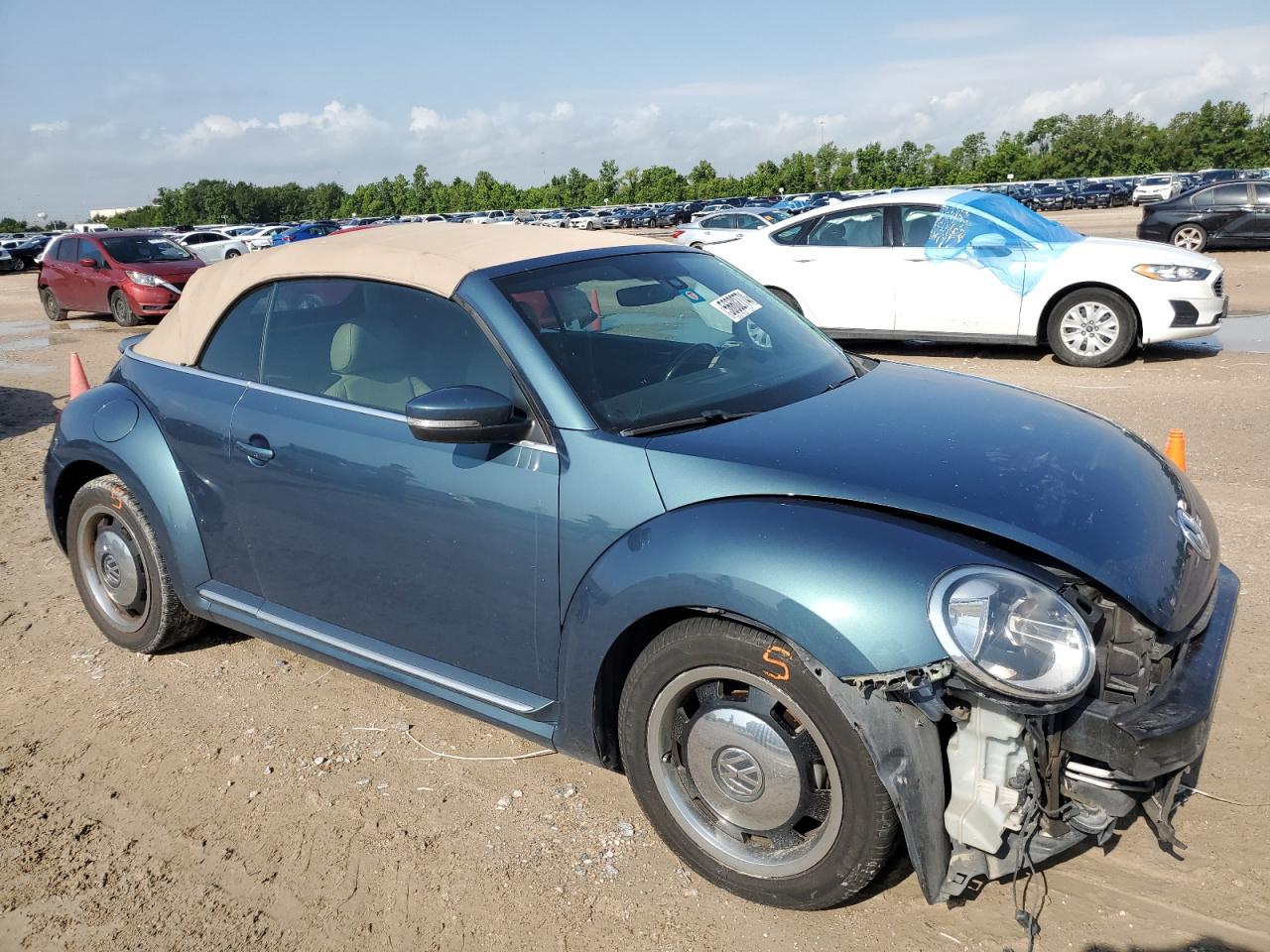 2018 Volkswagen Beetle S vin: 3VW5DAATXJM502664