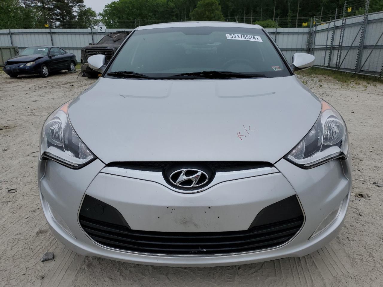 2016 Hyundai Veloster vin: KMHTC6AD0GU266478