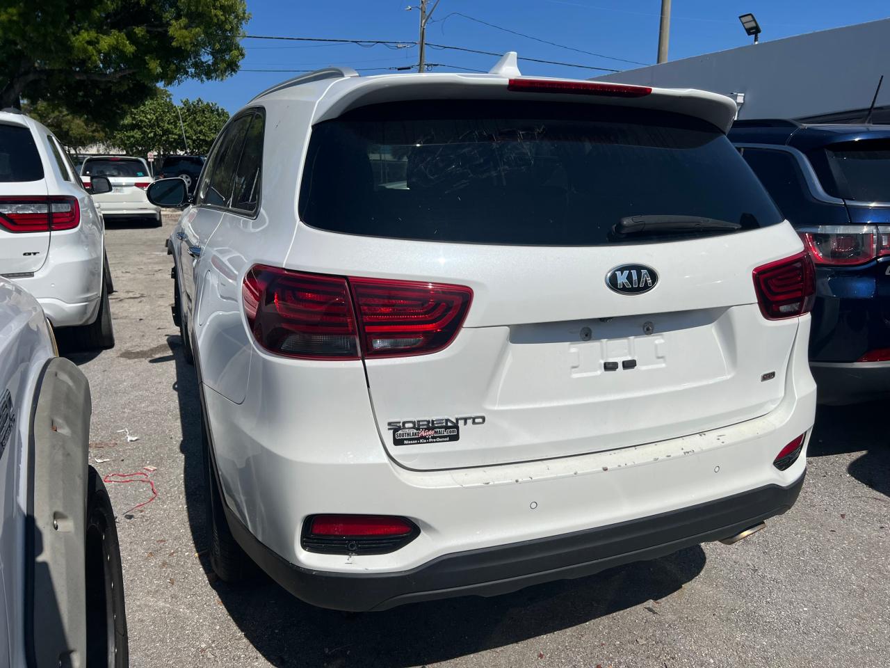 5XYPGDA3XKG440072 2019 Kia Sorento L