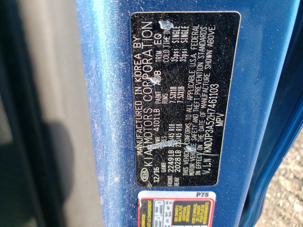 KNDJP3A52H7461103 2017 Kia Soul +