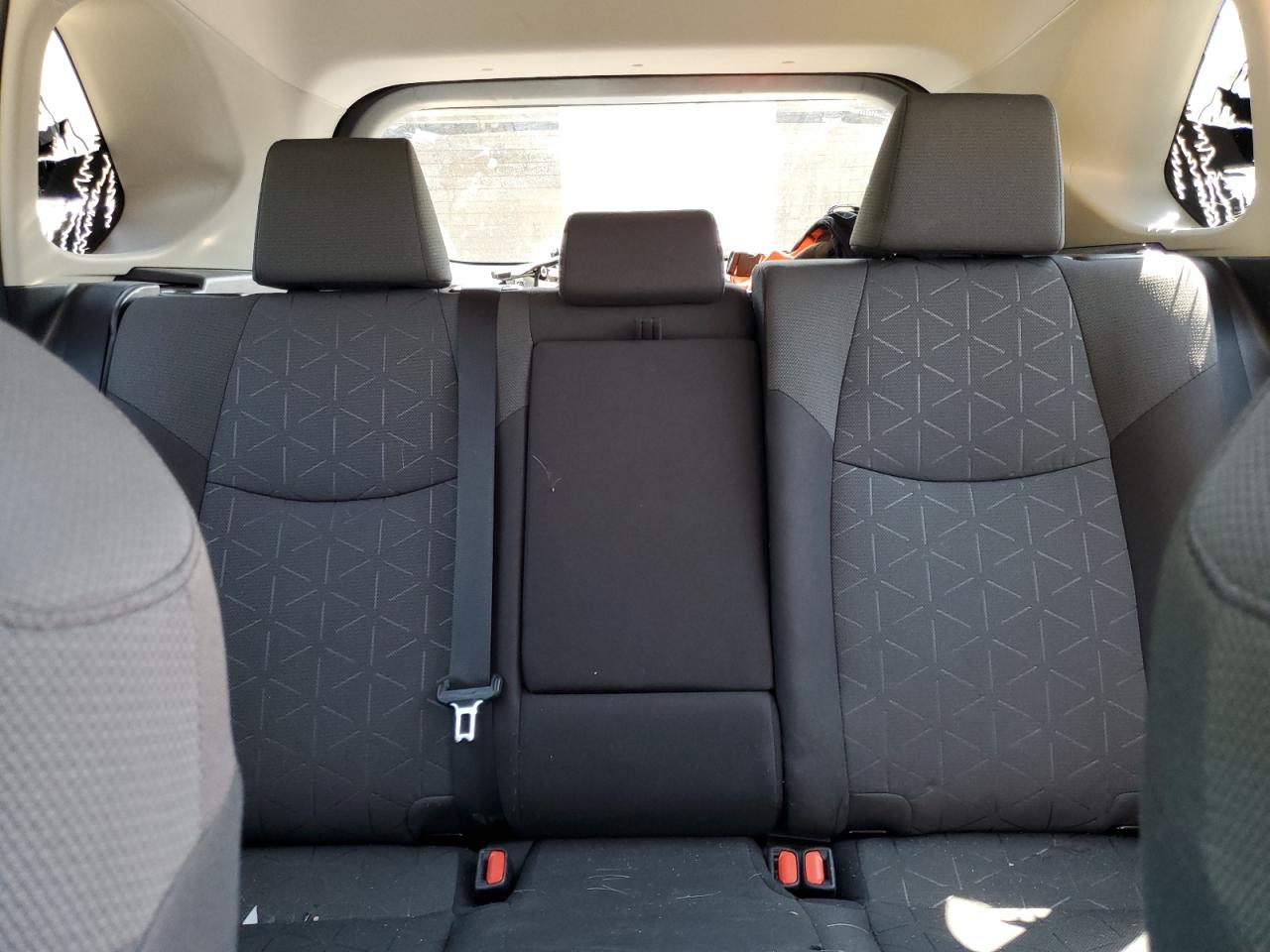 2T3P1RFV3MC167149 2021 Toyota Rav4 Xle