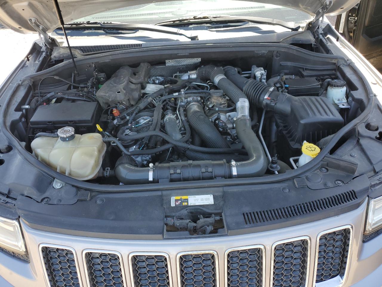 1C4RJFCM1EC486376 2014 Jeep Grand Cherokee Overland