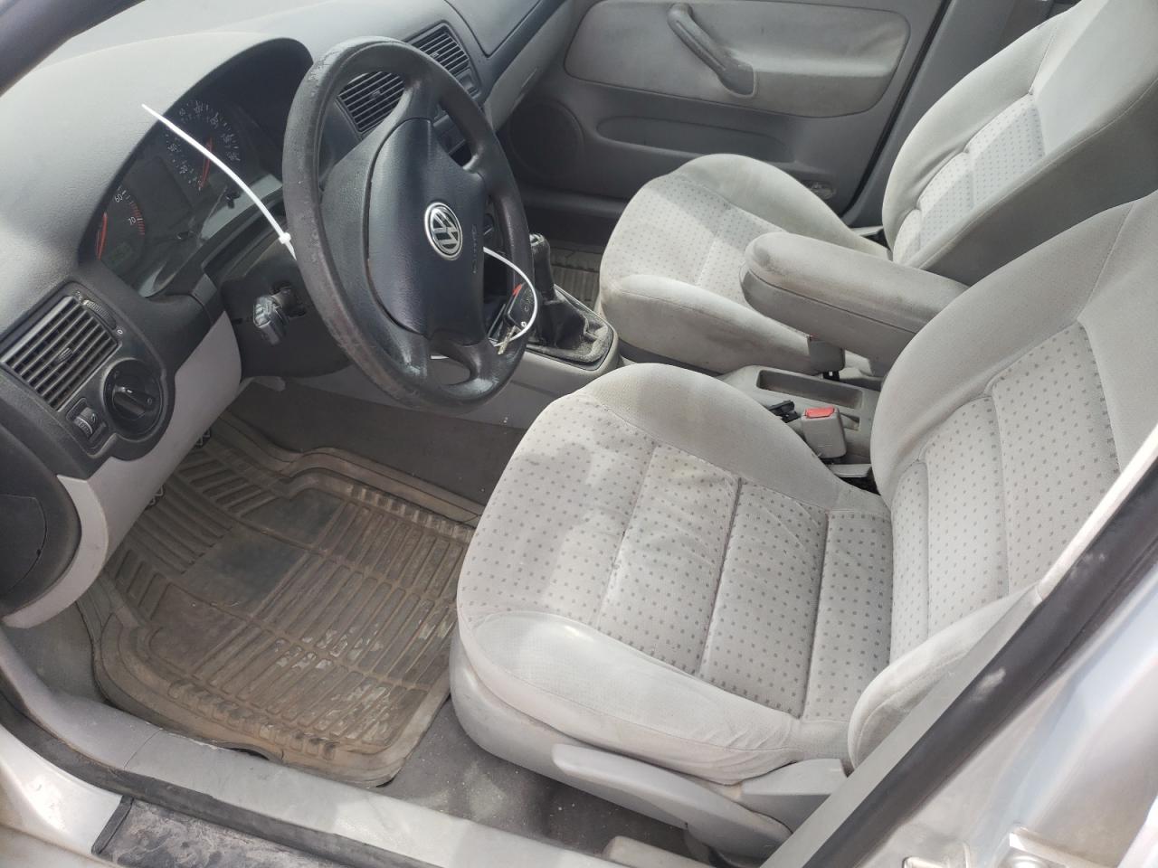 WVWGA21J4YW650201 2000 Volkswagen Golf Gls