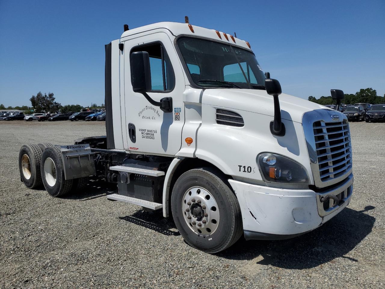 Freightliner Cascadia 2016 113" sleeper cab