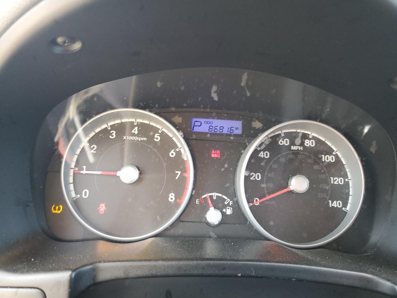 KMHCM3AC3AU167986 2010 Hyundai Accent Blue