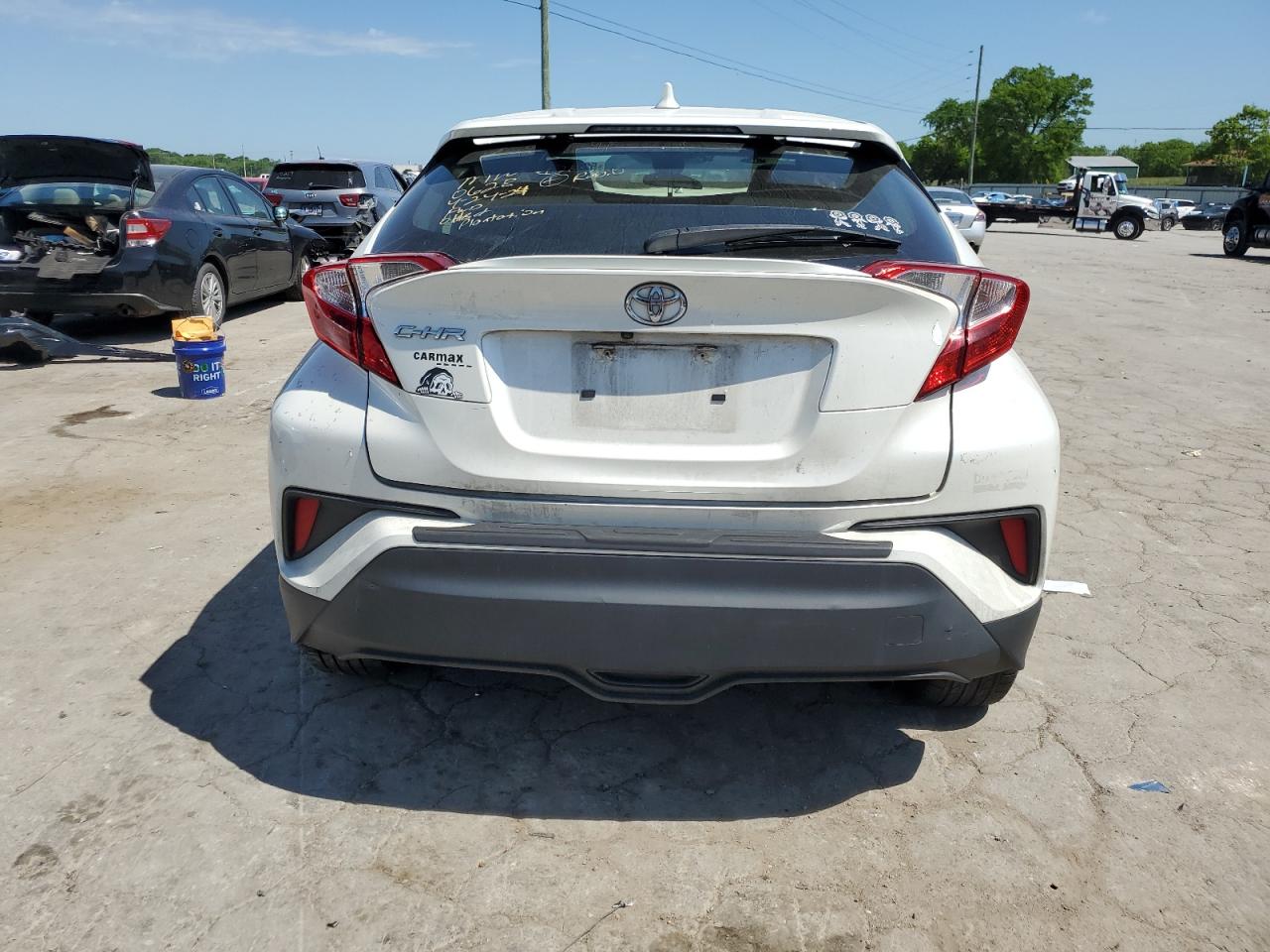 JTNKHMBX8K1040628 2019 Toyota C-Hr Xle