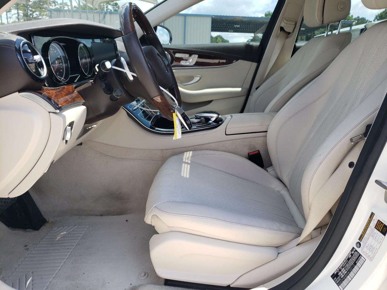 WDDZF4KBXHA103112 2017 Mercedes-Benz E 300 4Matic