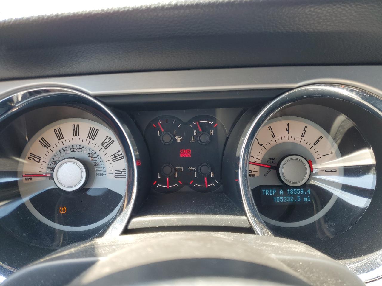 1ZVBP8EM6B5112318 2011 Ford Mustang