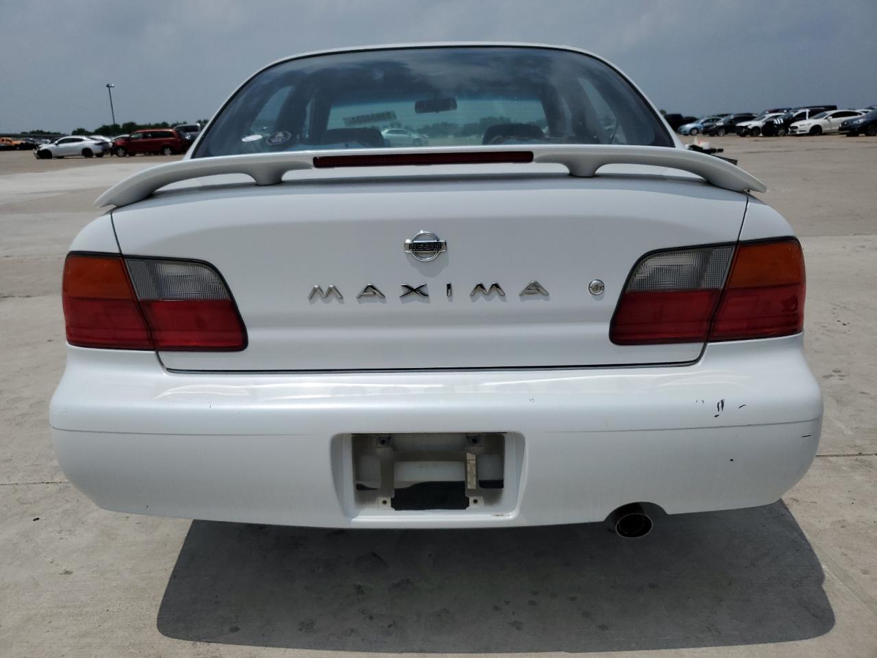 JN1CA21D7TT746359 1996 Nissan Maxima Gle