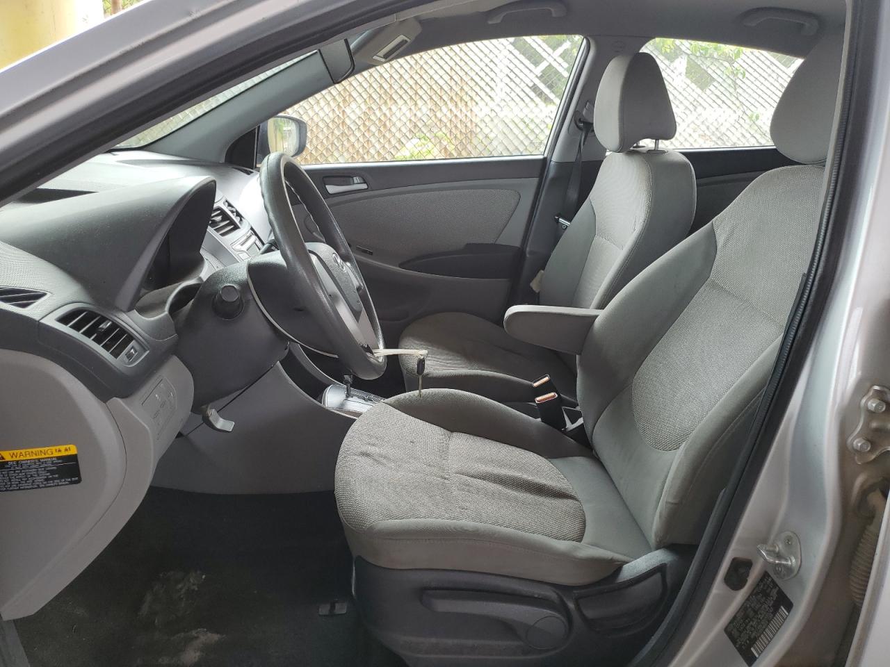 KMHCT4AE4DU555243 2013 Hyundai Accent Gls