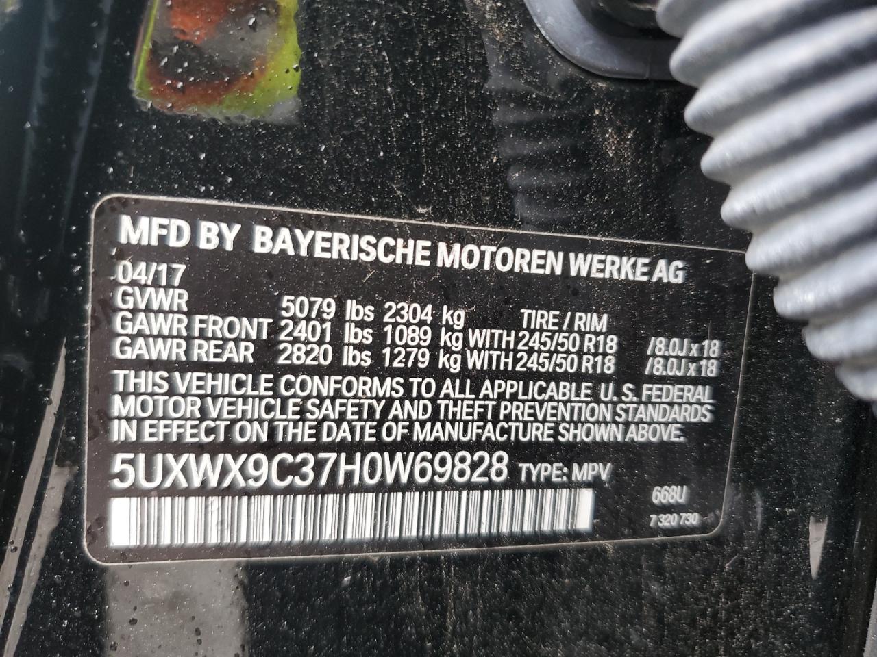 5UXWX9C37H0W69828 2017 BMW X3 xDrive28I