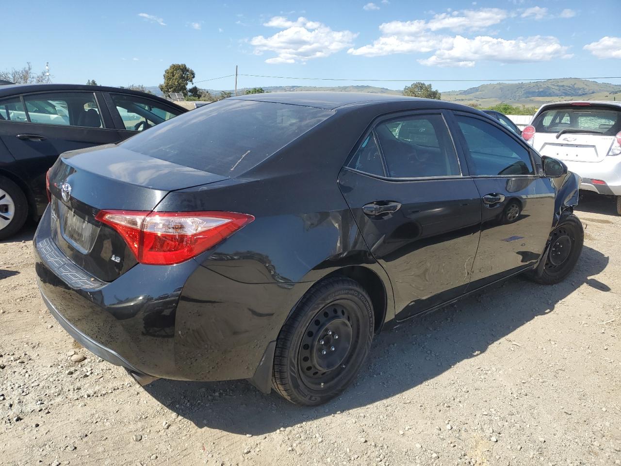 2T1BURHE2JC015155 2018 Toyota Corolla L