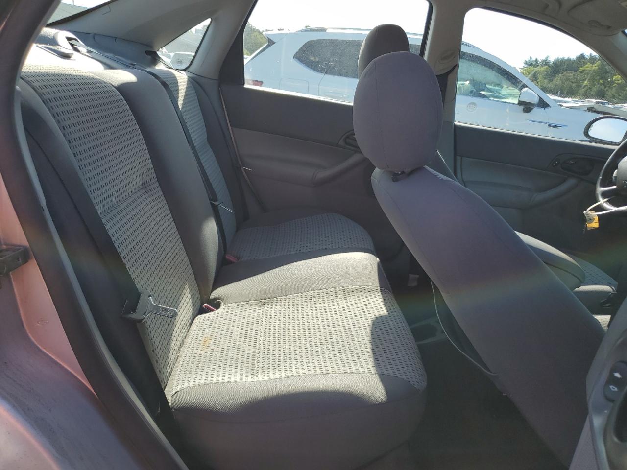 1FAFP34N35W175527 2005 Ford Focus Zx4