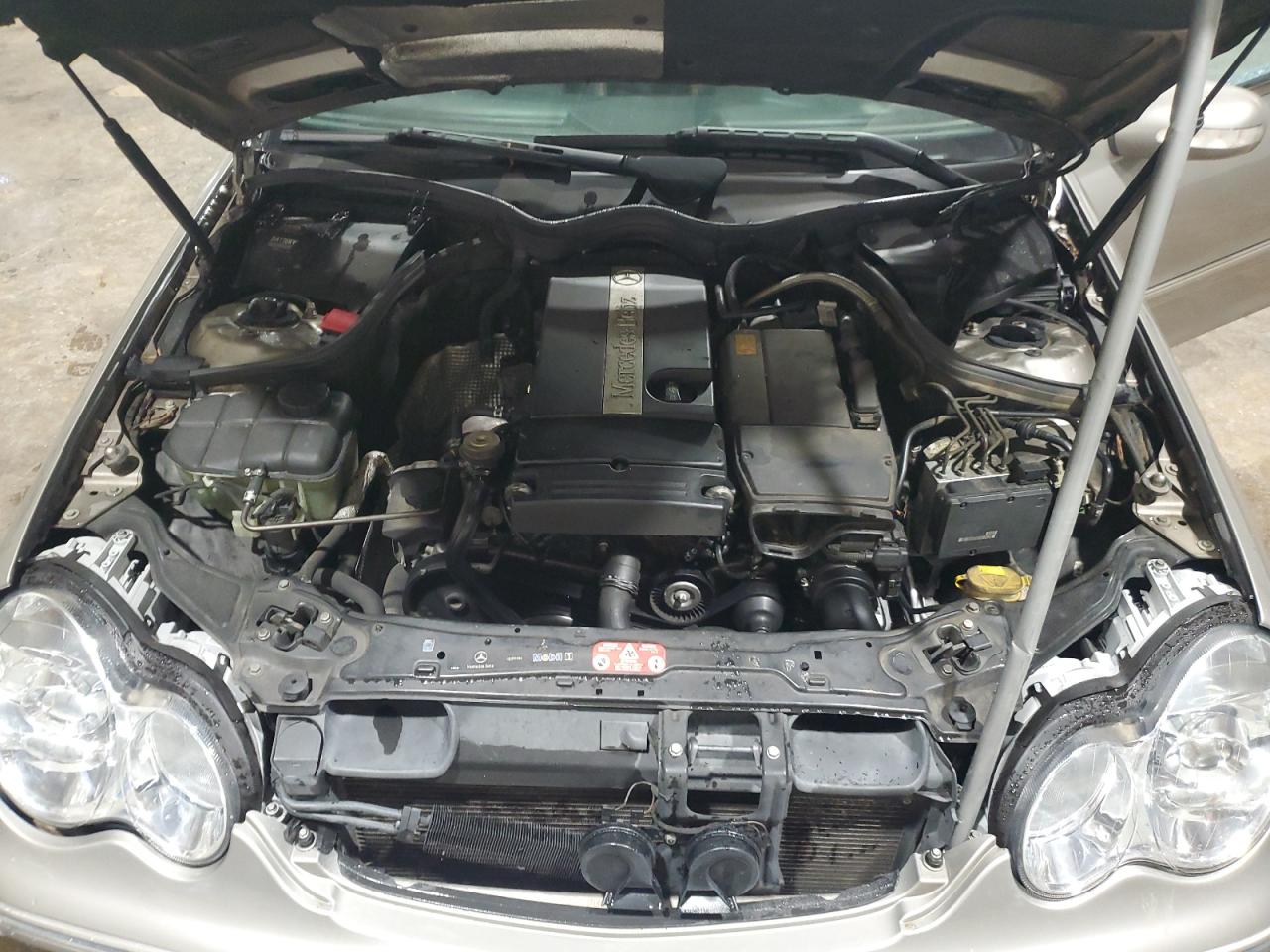 WDBRF40J24F490125 2004 Mercedes-Benz C 230K Sport Sedan