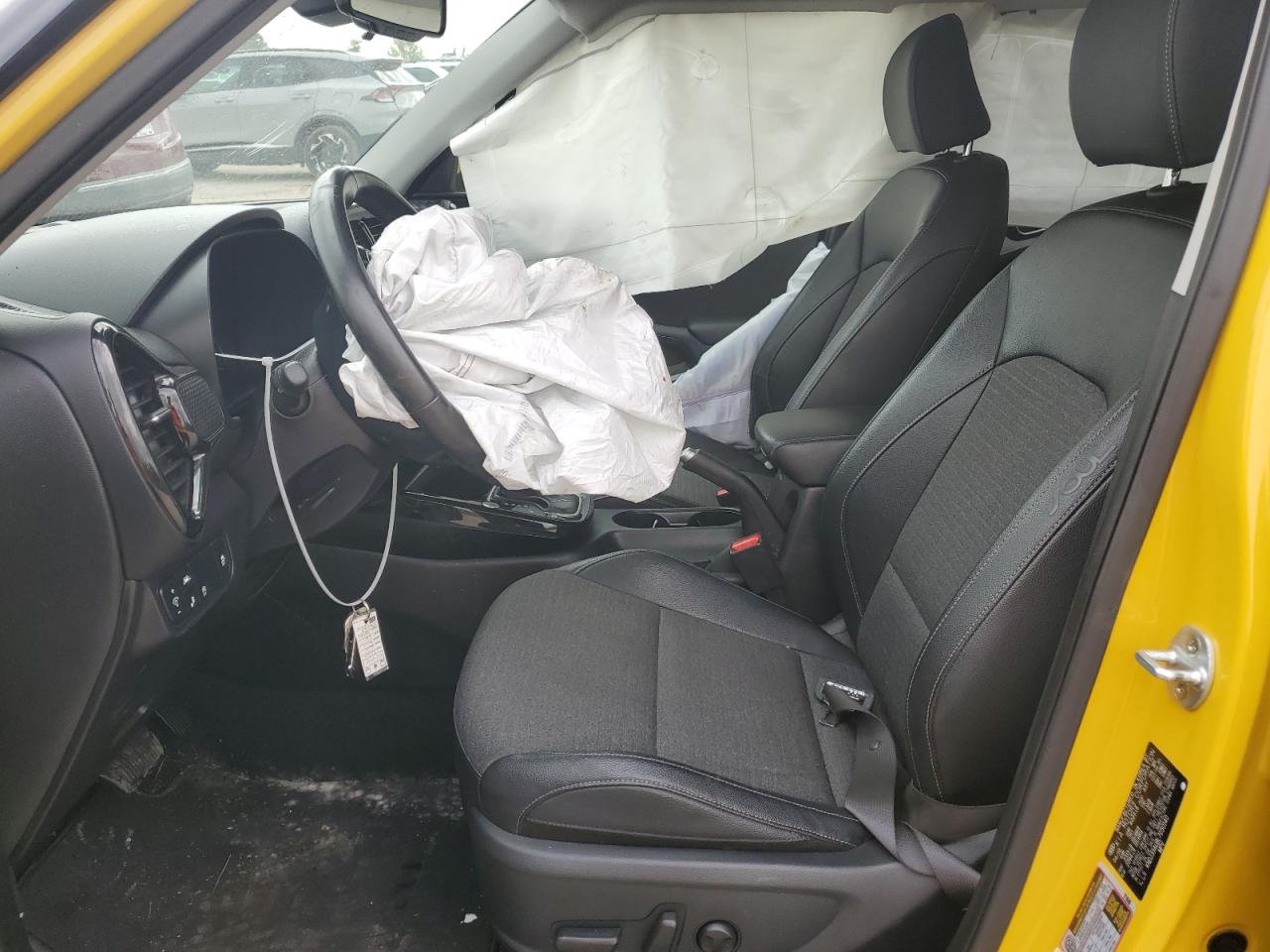 KNDJ33AU8L7050140 2020 Kia Soul Ex