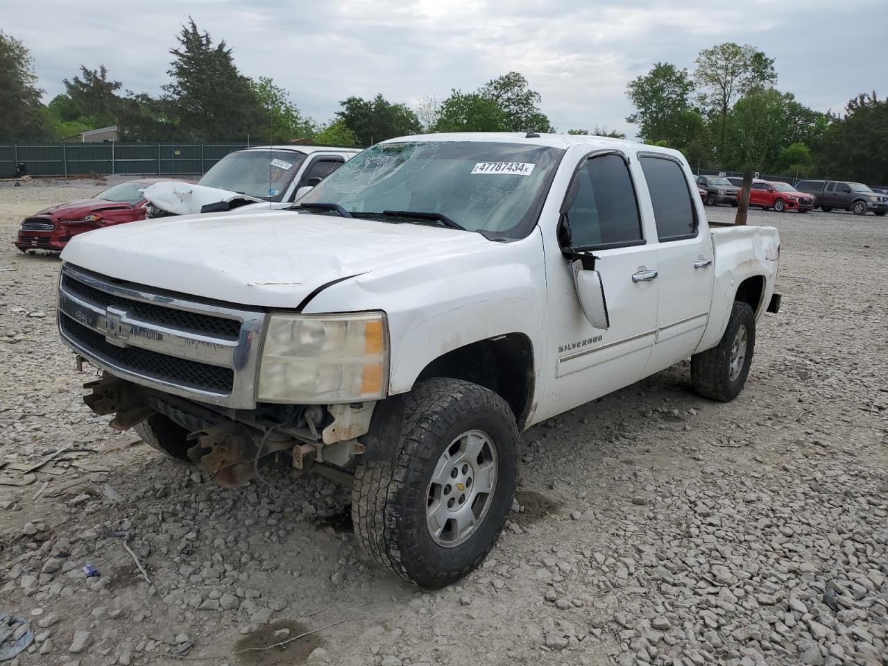 2013 Chevrolet Silverado K1500 Lt vin: 3GCPKSE22DG234639