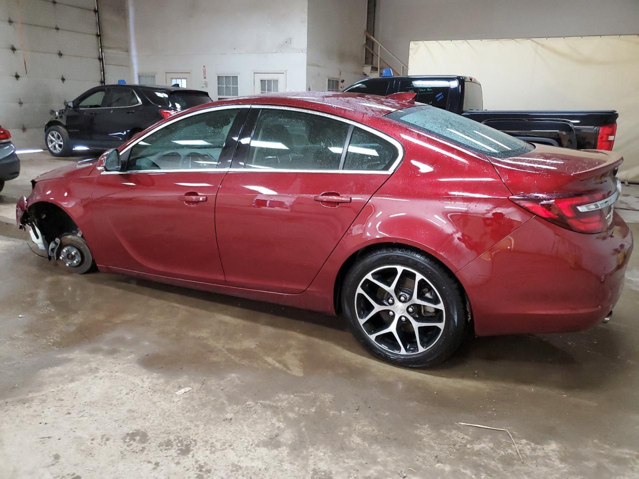 2017 Buick Regal Sport Touring vin: 2G4GL5EX0H9144315