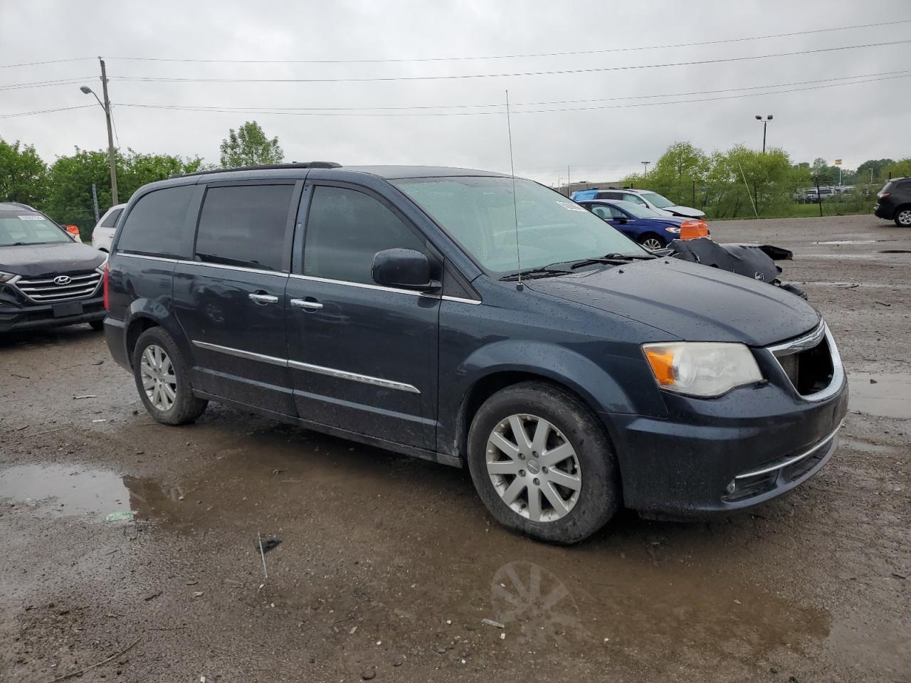 2014 Chrysler Town & Country Touring vin: 2C4RC1BG6ER142882