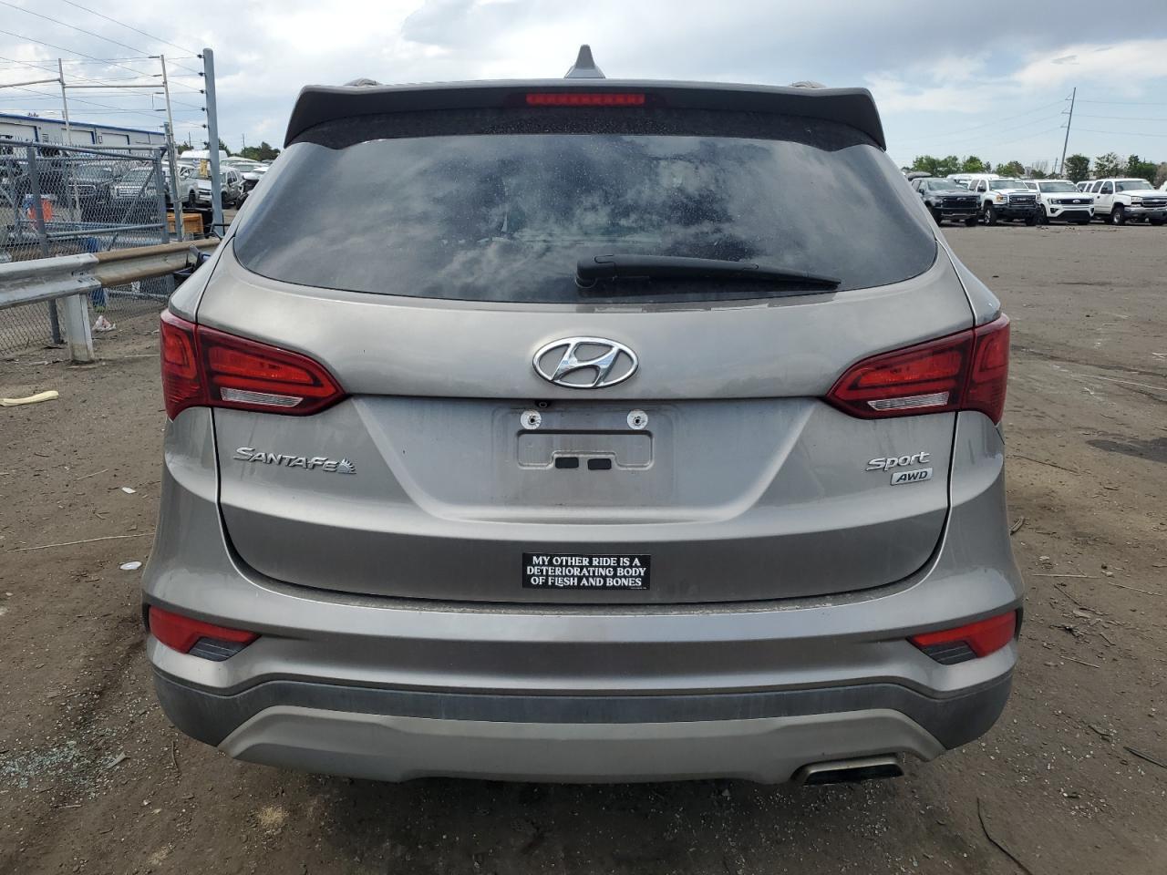 2018 Hyundai Santa Fe Sport vin: 5XYZUDLB1JG554157