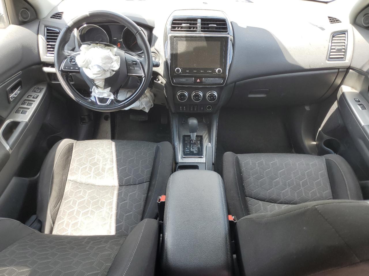 JA4AR3AU3LU018674 2020 Mitsubishi Outlander Sport Es