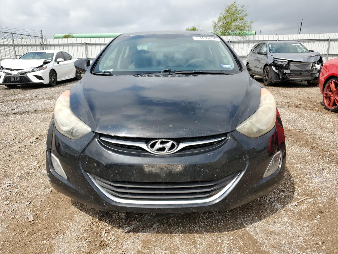 5NPDH4AE3DH266679 2013 Hyundai Elantra Gls