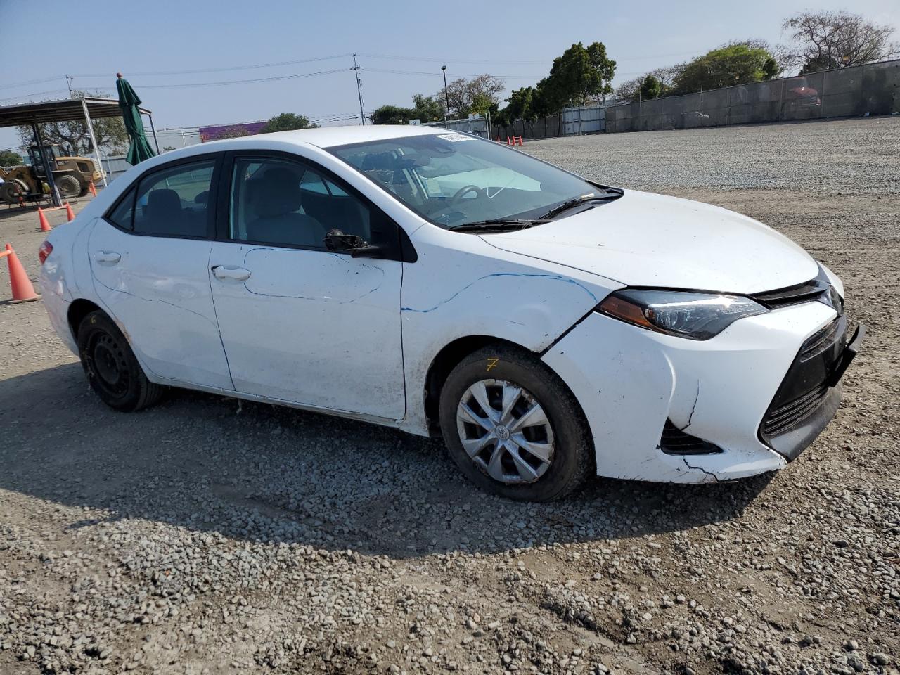 5YFBURHE4HP666040 2017 Toyota Corolla L