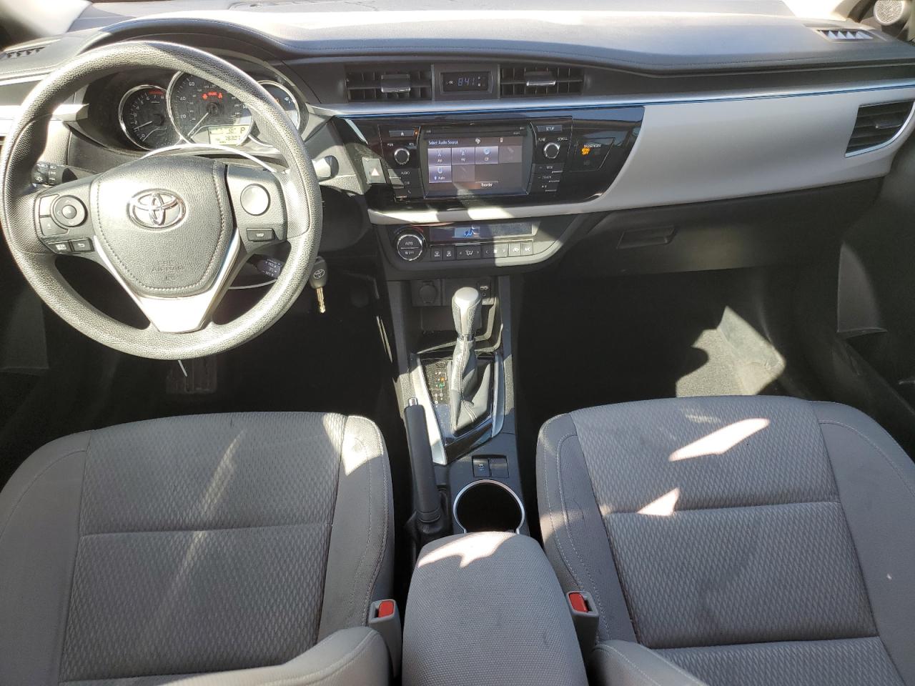 2016 Toyota Corolla L vin: 5YFBURHE9GP407395